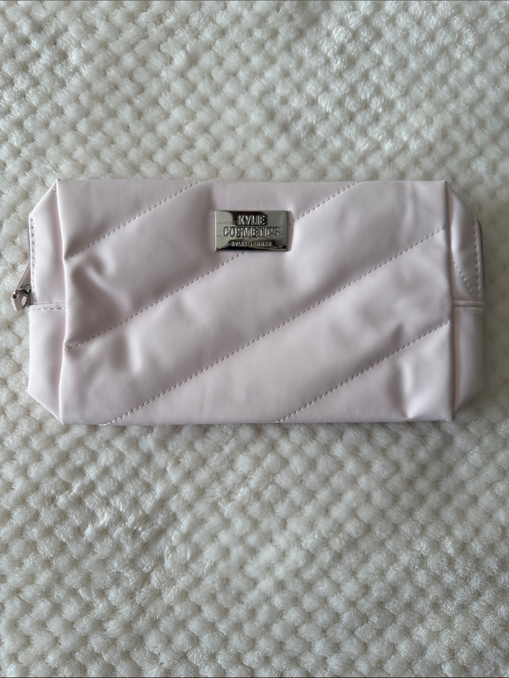 🩷 🆕👜Kylie Cosmetics by Kylie Jenner Quilted Pink Makeup Bag Cosmetic Pouch